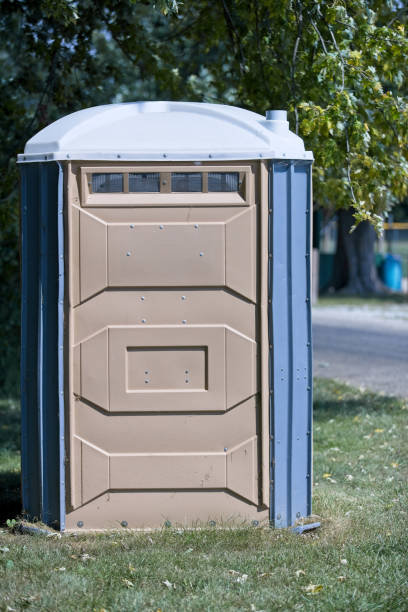 Best Portable toilet rental cost  in Pinckney, MI